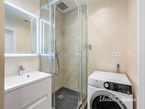 Pronájem bytu 3+kk, Praha - Modřany, Krouzova, 75 m2