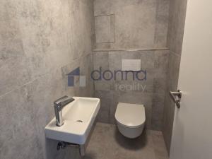 Pronájem bytu 2+kk, Praha, Hábova, 56 m2