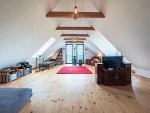 Prodej komerční nemovitosti, Úhlejov, 182 m2