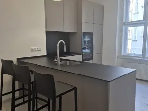 Pronájem kanceláře, Praha - Josefov, Kaprova, 135 m2