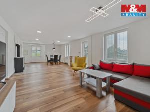 Prodej rodinného domu, Nechanice - Lubno, 238 m2