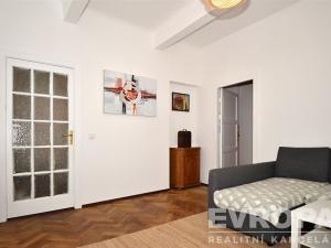 Prodej bytu 2+1, Praha - Holešovice, Schnirchova, 60 m2