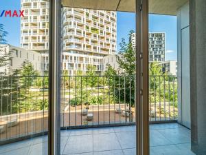 Prodej bytu 1+kk, Praha - Modřany, Mezi vodami, 31 m2