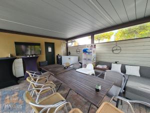 Pronájem restaurace, Praha - Horní Měcholupy, K Měcholupům, 60 m2