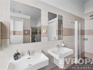 Pronájem kanceláře, Praha - Hodkovičky, Modřanská, 73 m2