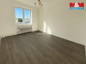 Prodej bytu 3+1, Krupá, 69 m2