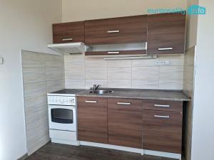 Pronájem bytu 2+kk, Česká Lípa, Železničářská, 35 m2