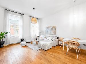 Pronájem bytu 2+kk, Praha - Smíchov, Na bělidle, 62 m2