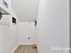 Pronájem bytu 1+kk, Troubsko, U rybníka, 50 m2
