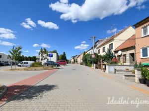 Pronájem bytu 1+kk, Troubsko, U rybníka, 50 m2