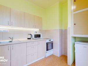 Pronájem bytu 2+1, Vizovice, čtvrť A. Háby, 52 m2