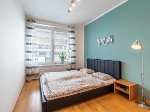 Pronájem bytu 2+kk, Praha - Stodůlky, náměstí Junkových, 49 m2