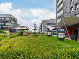 Pronájem bytu 2+kk, Praha - Stodůlky, náměstí Junkových, 49 m2