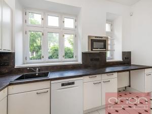 Pronájem kanceláře, Praha - Smíchov, U Nesypky, 290 m2