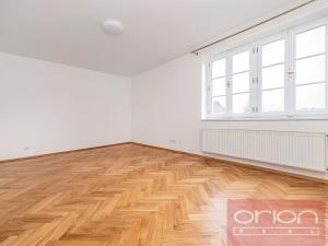 Pronájem kanceláře, Praha - Smíchov, U Nesypky, 290 m2