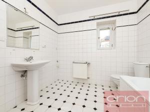 Pronájem kanceláře, Praha - Smíchov, U Nesypky, 290 m2