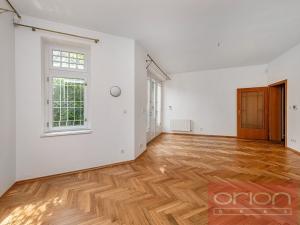 Pronájem kanceláře, Praha - Smíchov, U Nesypky, 290 m2