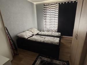 Prodej bytu 2+1, Bukovany, 56 m2