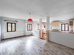 Prodej vícegeneračního domu, Žandov - Radeč, 250 m2