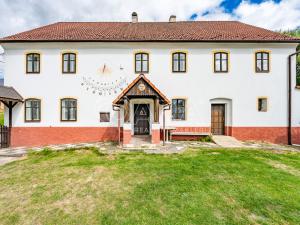 Prodej vícegeneračního domu, Žandov - Radeč, 250 m2