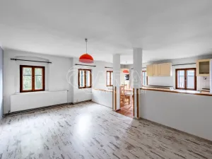 Prodej vícegeneračního domu, Žandov - Radeč, 250 m2