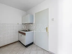 Prodej vícegeneračního domu, Žandov - Radeč, 250 m2