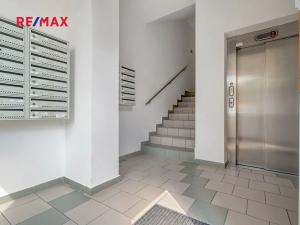 Prodej bytu 2+kk, Rajhrad, Klášterní Dvůr, 48 m2
