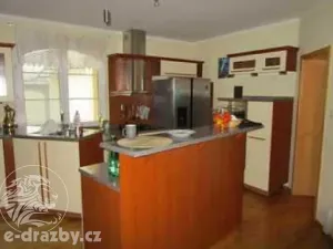 Dražba rodinného domu, Čestlice, Ke Hřišti, 436 m2