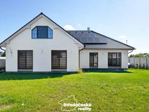 Prodej rodinného domu, Polerady, 240 m2