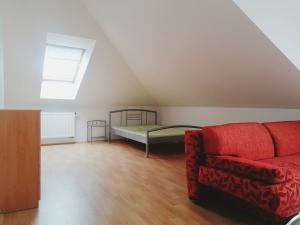 Pronájem bytu 1+kk, Opatovice nad Labem, Smetanova, 42 m2