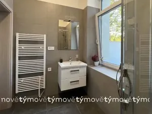 Pronájem bytu 1+kk, Pardubice, Sladkovského, 31 m2