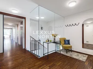 Prodej bytu 4+kk, Praha - Záběhlice, K vodě, 150 m2