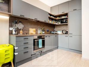 Prodej bytu 3+kk, Praha - Ruzyně, Stochovská, 92 m2