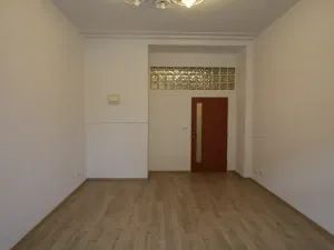 Pronájem kanceláře, Praha - Vinohrady, Vinohradská, 23 m2