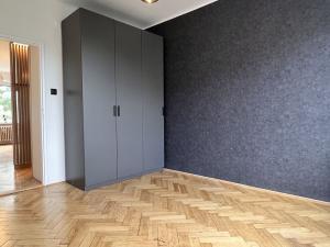 Pronájem bytu 2+1, Praha - Dejvice, Kafkova, 53 m2