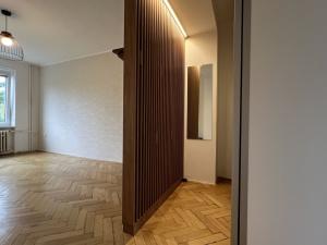 Pronájem bytu 2+1, Praha - Dejvice, Kafkova, 53 m2