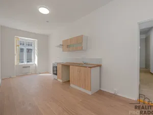 Pronájem bytu 2+kk, Znojmo, Kollárova, 42 m2