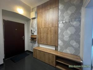Pronájem bytu 2+1, Praha - Nové Město, Spálená, 73 m2