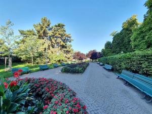Pronájem bytu 2+kk, Praha, Na Švihance, 60 m2
