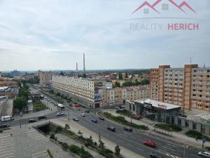 Pronájem bytu 1+kk, Chomutov, Žižkovo náměstí, 34 m2