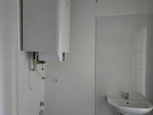 Pronájem bytu 1+kk, Chomutov, Žižkovo náměstí, 27 m2