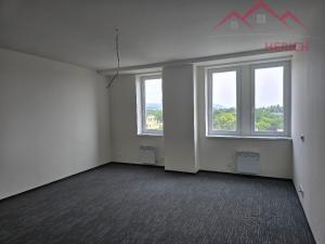 Pronájem bytu 2+kk, Chomutov, Žižkovo náměstí, 50 m2