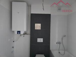 Pronájem bytu 2+kk, Chomutov, Žižkovo náměstí, 50 m2