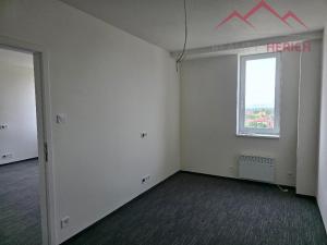 Pronájem bytu 3+kk, Chomutov, Žižkovo náměstí, 65 m2
