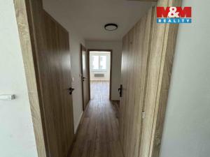 Pronájem bytu 1+kk, Louny, Husova, 38 m2