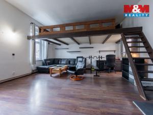 Prodej bytu 3+1, Nejdek, náměstí Karla IV., 107 m2