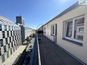 Pronájem bytu 1+1, Praha - Vinohrady, V Horní Stromce, 48 m2