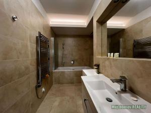 Pronájem bytu 3+kk, Praha - Karlín, Za Karlínským přístavem, 93 m2
