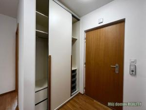 Pronájem bytu 3+kk, Praha - Karlín, Za Karlínským přístavem, 93 m2