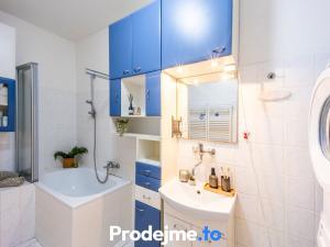 Prodej bytu 2+kk, Řícmanice, Komenského, 55 m2